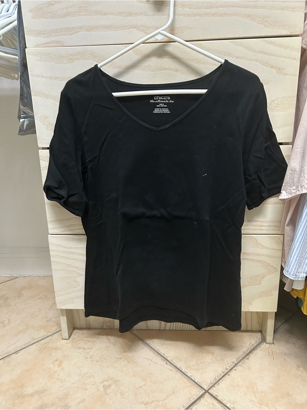Chico's Black Short Sleeve V-Neck Tee